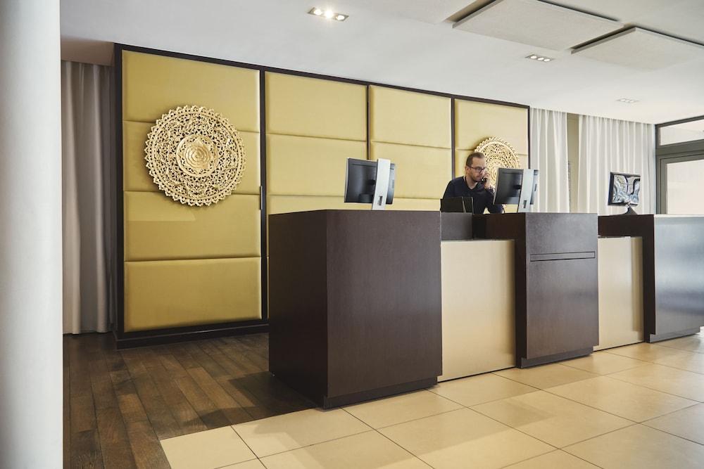 Aparthotel Adagio Marseille Timone Exteriör bild